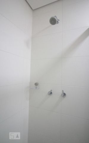 Studio à venda com 44m², 1 quarto e 1 vaga Studio à venda com 44m², 1 quarto e 1 vagaBanheiro