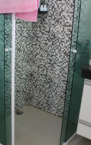 Casa de condomínio à venda com 130m², 3 quartos e 1 vagaBanheiro da Suíte 2