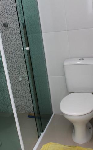 Casa de condomínio à venda com 130m², 3 quartos e 1 vagaBanheiro da Suíte 1