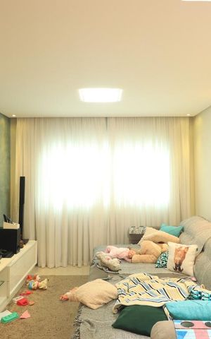 Casa à venda com 159m², 3 quartos e 3 vagasSala