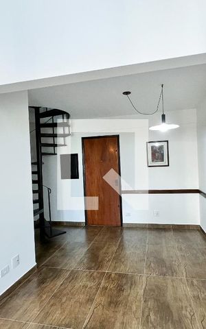 Apartamento à venda com 95m², 1 quarto e 1 vaga Apartamento à venda com 95m², 1 quarto e 1 vagaSala