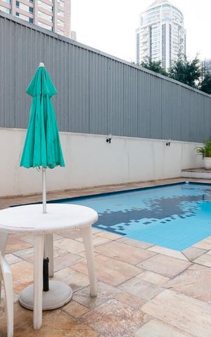 Apartamento para alugar com 110m², 4 quartos e 1 vaga Apartamento para alugar com 110m², 4 quartos e 1 vagaPiscina