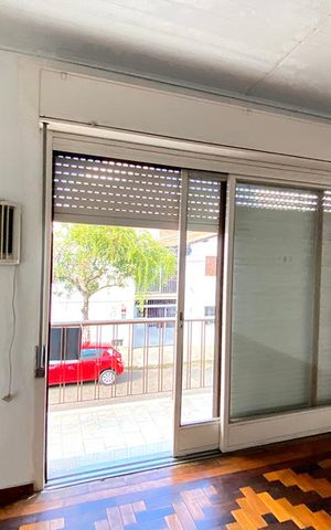 Casa à venda com 422m², 5 quartos e 3 vagas Casa à venda com 422m², 5 quartos e 3 vagasQuarto 3