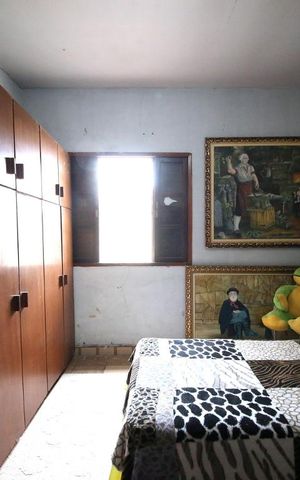 Casa à venda com 358m², 3 quartos e 4 vagasQuarto 3