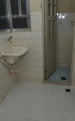 Apartamento para alugar com 70m², 2 quartos e 1 vagaÁrea de Serviço