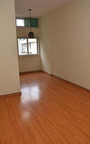 Apartamento para alugar com 70m², 2 quartos e 1 vagaSala