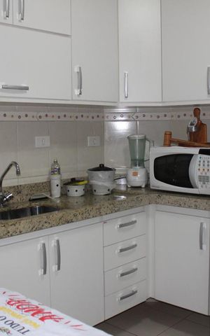 Casa à venda com 100m², 2 quartos e 2 vagasCozinha