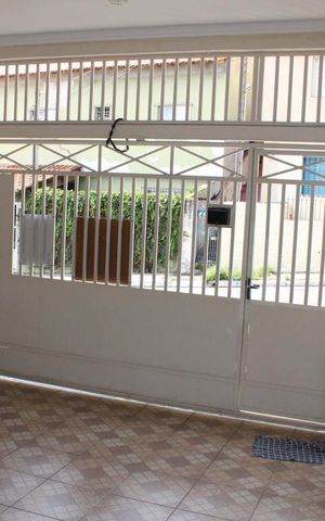 Casa à venda com 100m², 2 quartos e 2 vagasGaragem