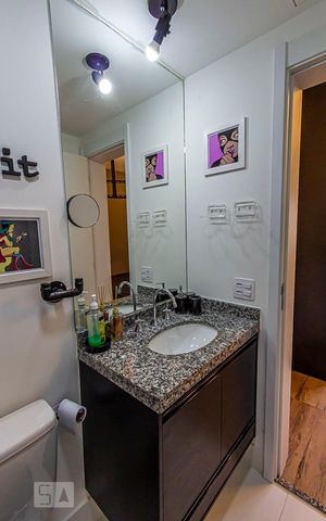 Apartamento para alugar com 38m², 1 quarto e sem vagaBanheiro