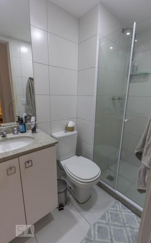 Apartamento para alugar com 72m², 2 quartos e 1 vagaBanheiro Social