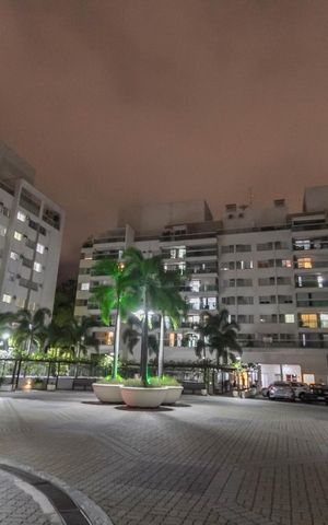 Apartamento para alugar com 72m², 2 quartos e 1 vagaFachada