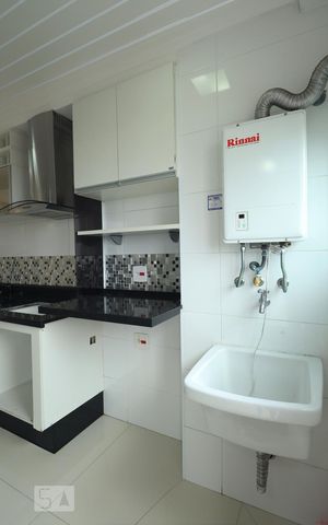 Apartamento à venda com 60m², 2 quartos e 1 vagaCozinha e Área de Serviço