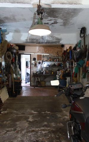 Casa à venda com 400m², 6 quartos e 2 vagasGaragem