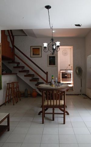 Casa à venda com 400m², 6 quartos e 2 vagasSala