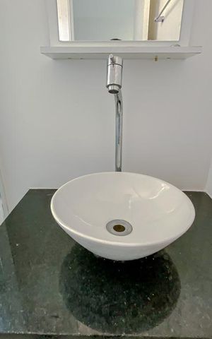 Apartamento para alugar com 30m², 1 quarto e 1 vagaDetalhe Banheiro
