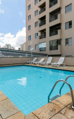 Apartamento para alugar com 76m², 3 quartos e 2 vagasÁrea comum - Piscina