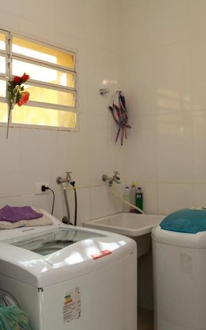Casa de condomínio à venda com 128m², 3 quartos e 2 vagasÁrea de Serviço