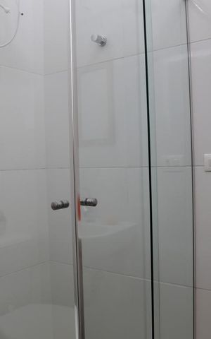Casa de condomínio à venda com 128m², 3 quartos e 2 vagasBanheiro