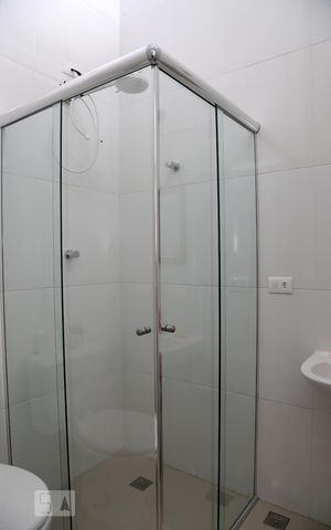 Casa de condomínio à venda com 128m², 3 quartos e 2 vagasBanheiro