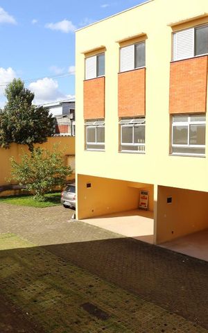 Casa de condomínio à venda com 128m², 3 quartos e 2 vagasVista da Sala