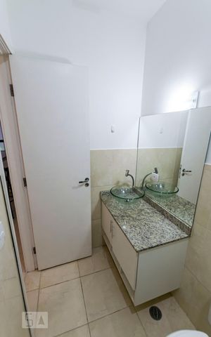 Apartamento para alugar com 50m², 1 quarto e sem vagaBanheiro