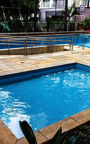 Apartamento para alugar com 70m², 2 quartos e 1 vaga Apartamento para alugar com 70m², 2 quartos e 1 vagaÁrea Comum - Piscina