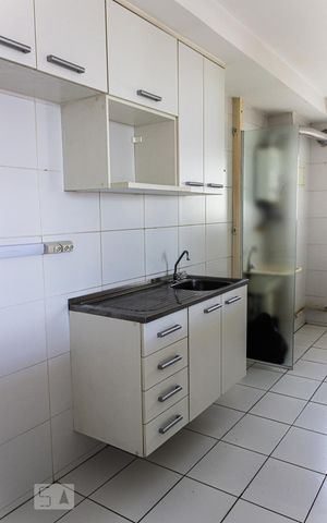 Apartamento para alugar com 70m², 2 quartos e 1 vaga Apartamento para alugar com 70m², 2 quartos e 1 vagaCozinha