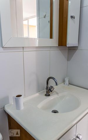 Apartamento para alugar com 70m², 2 quartos e 1 vaga Apartamento para alugar com 70m², 2 quartos e 1 vagaBanheiro