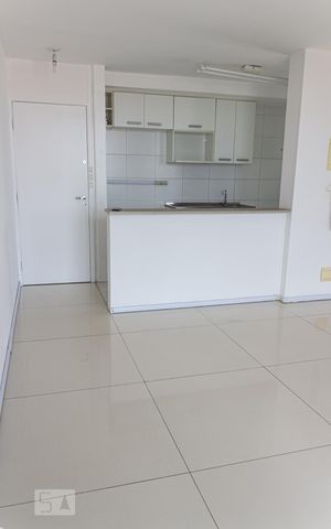 Apartamento para alugar com 70m², 2 quartos e 1 vaga Apartamento para alugar com 70m², 2 quartos e 1 vagaSala
