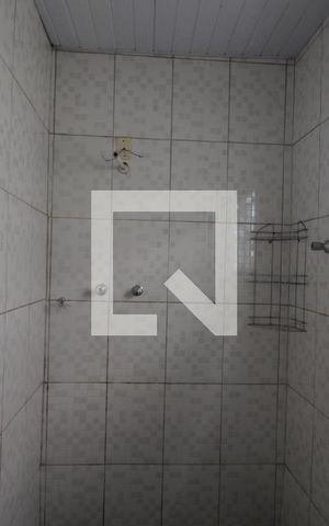 Casa para alugar com 35m², 1 quarto e sem vagaBanheiro