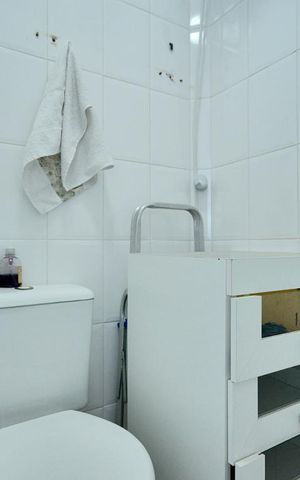 Apartamento para alugar com 98m², 2 quartos e 2 vagasBanheiro de Serviço