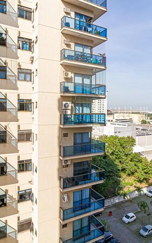 Apartamento para alugar com 80m², 2 quartos e 2 vagas Apartamento para alugar com 80m², 2 quartos e 2 vagasVista do Closet do quarto 2
