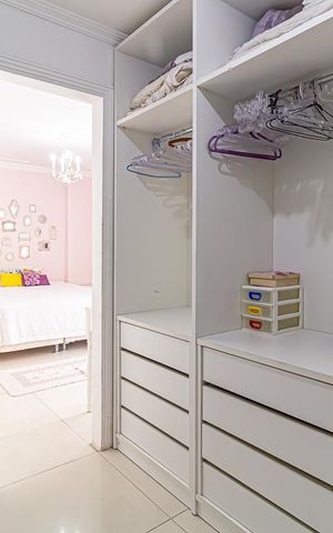 Apartamento para alugar com 80m², 2 quartos e 2 vagas Apartamento para alugar com 80m², 2 quartos e 2 vagasCloset do quarto 2