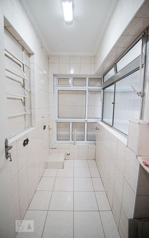 Apartamento para alugar com 67m², 2 quartos e sem vagaArea de serviço