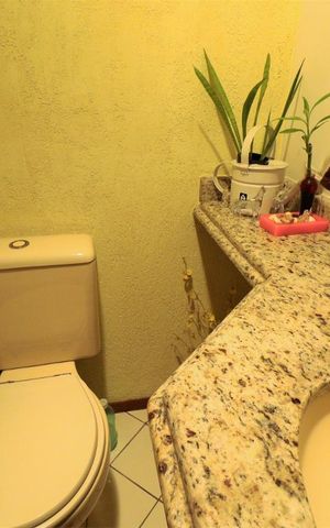 Apartamento à venda com 105m², 3 quartos e 2 vagasLavabo