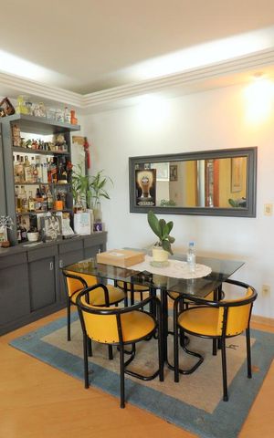 Apartamento à venda com 105m², 3 quartos e 2 vagasSala