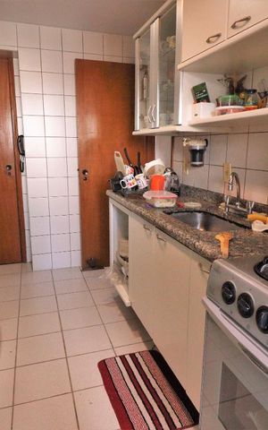 Apartamento à venda com 105m², 3 quartos e 2 vagasCozinha