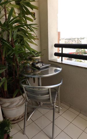 Apartamento à venda com 105m², 3 quartos e 2 vagasVaranda