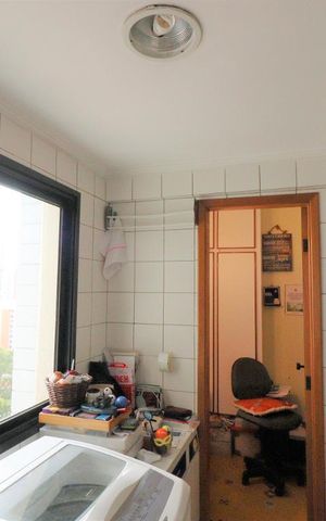 Apartamento à venda com 105m², 3 quartos e 2 vagasÁrea de Serviço