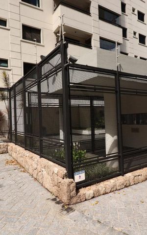 Apartamento à venda com 105m², 3 quartos e 2 vagasFachada