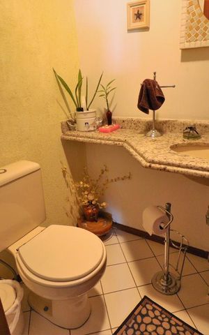 Apartamento à venda com 105m², 3 quartos e 2 vagasLavabo