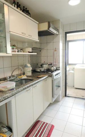 Apartamento à venda com 105m², 3 quartos e 2 vagasCozinha