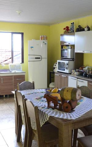 Casa para alugar com 200m², 3 quartos e 2 vagasCozinha
