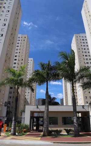 Apartamento para alugar com 51m², 2 quartos e 1 vaga Apartamento para alugar com 51m², 2 quartos e 1 vagaFachada