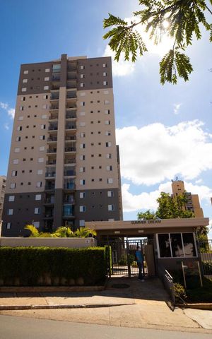 Apartamento para alugar com 76m², 3 quartos e 2 vagas Apartamento para alugar com 76m², 3 quartos e 2 vagasFachada
