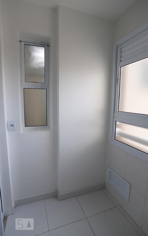 Apartamento para alugar com 73m², 3 quartos e 1 vaga Apartamento para alugar com 73m², 3 quartos e 1 vagaÁrea de serviço