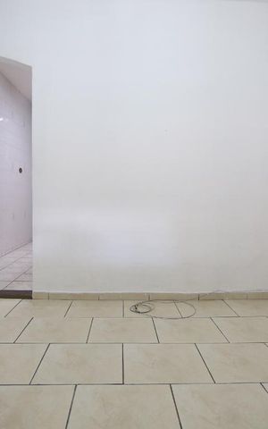 Casa à venda com 81m², 3 quartos e 1 vagaSala