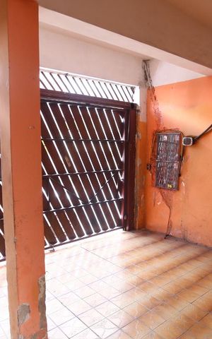 Casa à venda com 81m², 3 quartos e 1 vagaGaragem