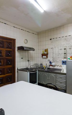 Casa à venda com 150m², 3 quartos e 7 vagasCozinha 1
