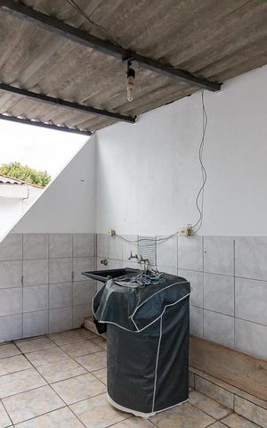 Casa à venda com 150m², 3 quartos e 7 vagasÁrea de serviço